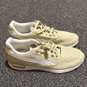 Puma Cream and White Athletic Shoes